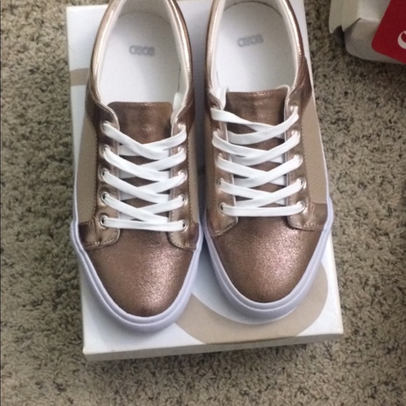 Plimsols - Picture 2 of 2